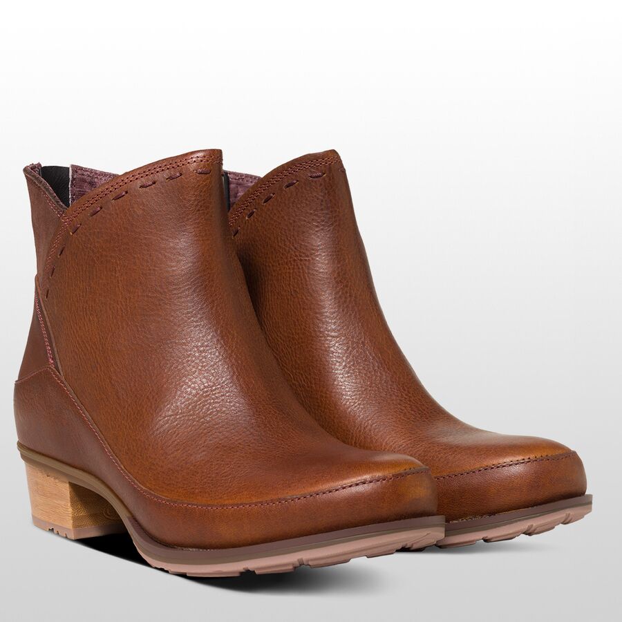 chaco boots on sale