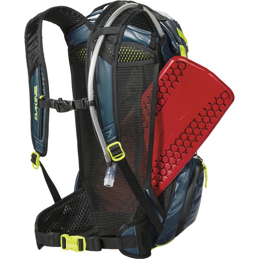 DAKINE Seeker Spine Protector 15L Backpack