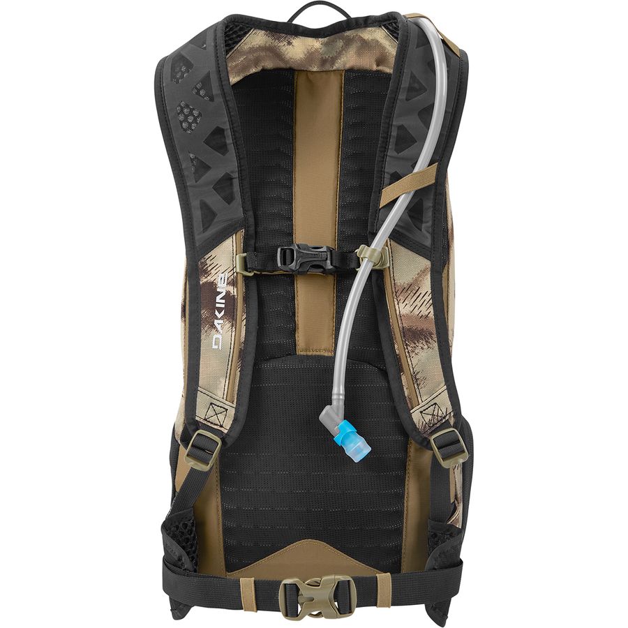 DAKINE Syncline 16L Hydration Pack