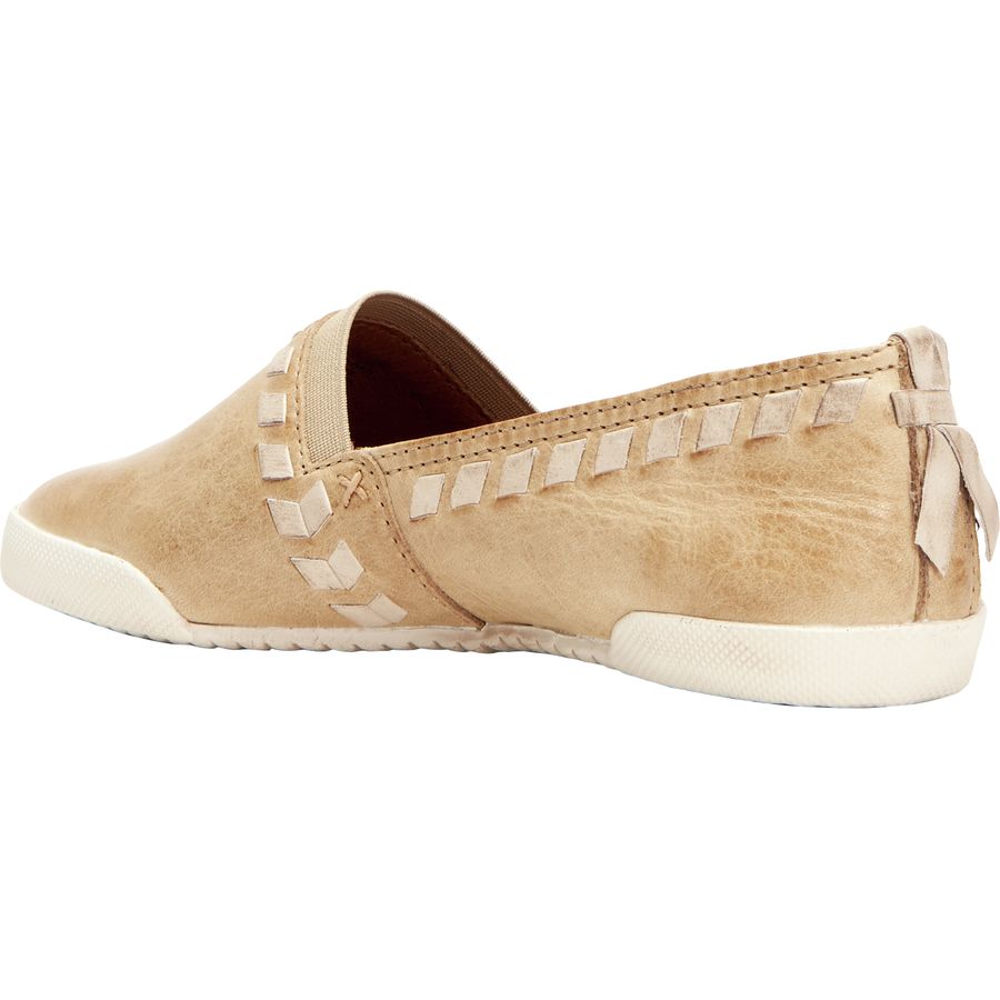 frye melanie slip on shoe
