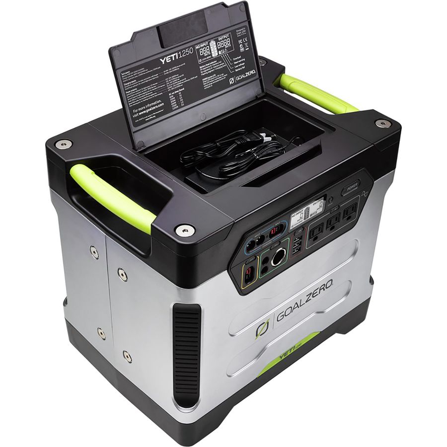 Goal Zero Yeti 1250 with Boulder Briefcase Solar Kit