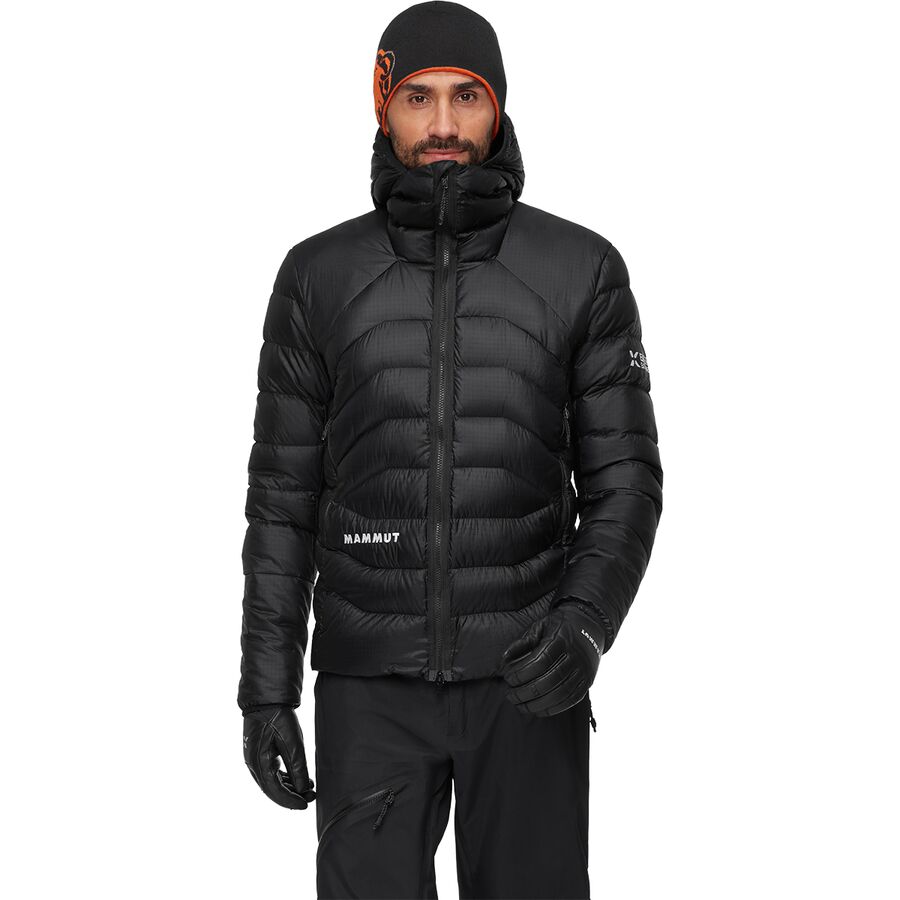 Мужская куртка Mammut Eiger Nordwand Light Down IN Hooded, цвет: Чёрный