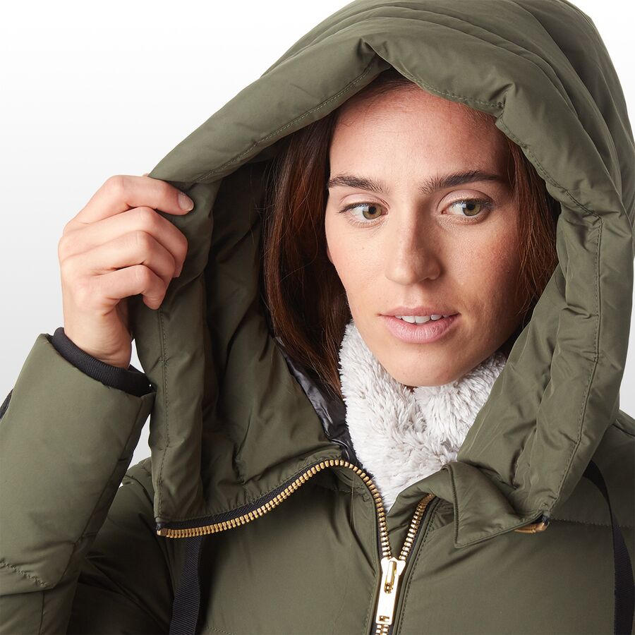Moose Knuckles Val Marie Jacket 2.0 - Women's | Backcountry.com