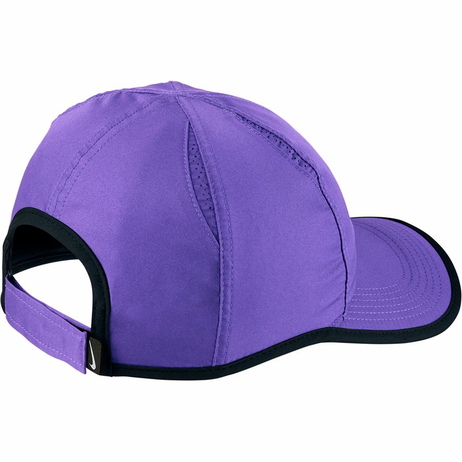 featherlight hat nike