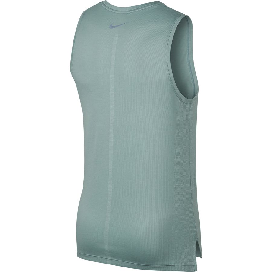 nike dri fit medalist