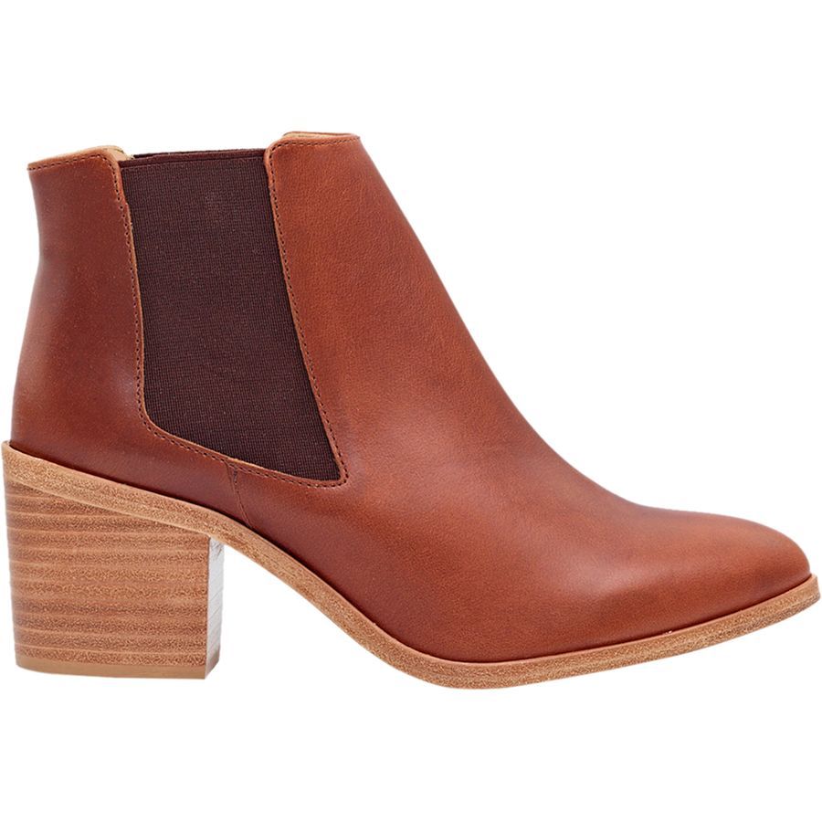nisolo heeled chelsea boot
