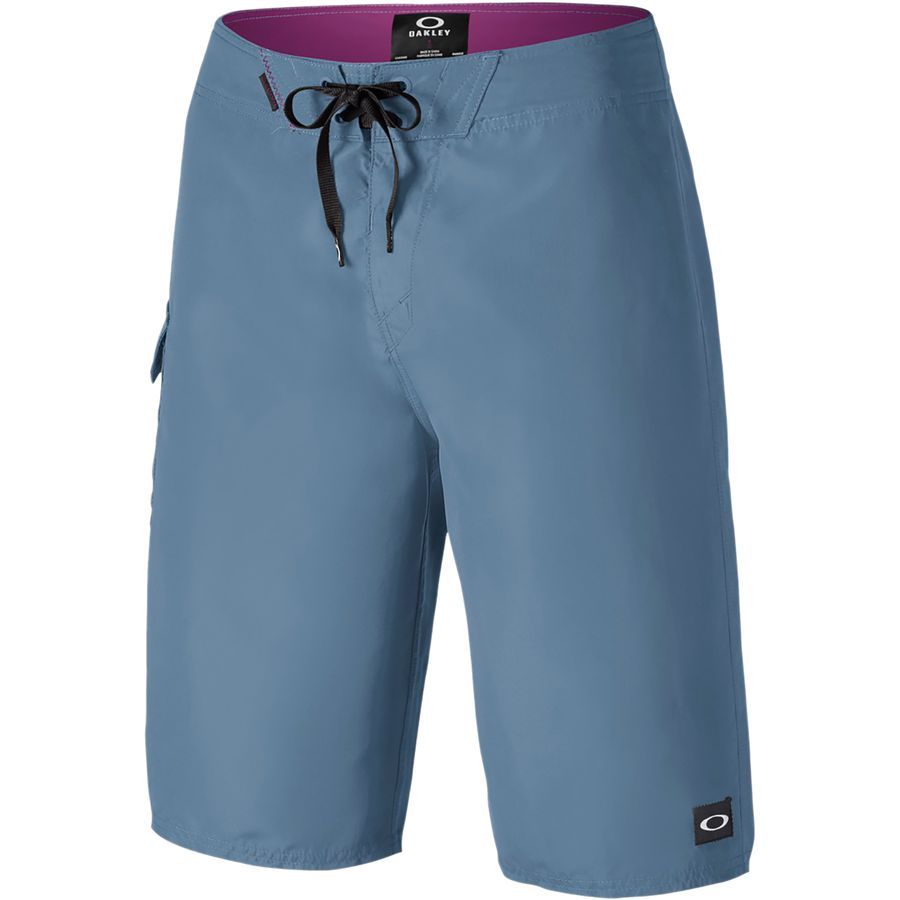 Oakley Classic 22 Board Short Men's Clothing