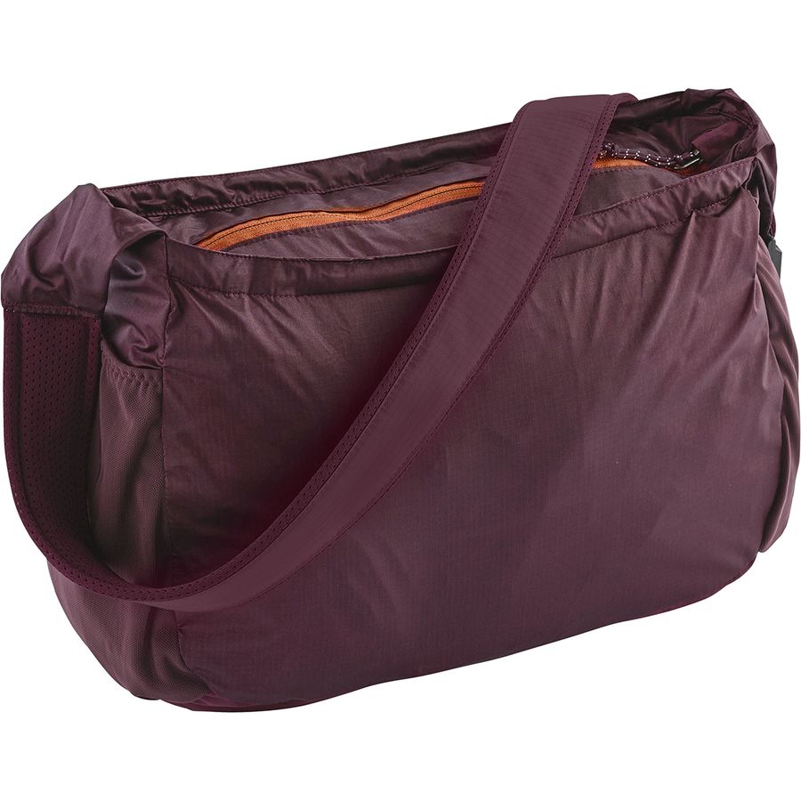 Patagonia Lightweight Travel 15L Courier Bag