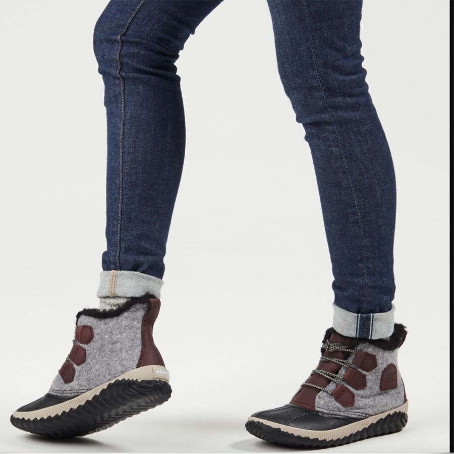 sorel out and about boots reviews