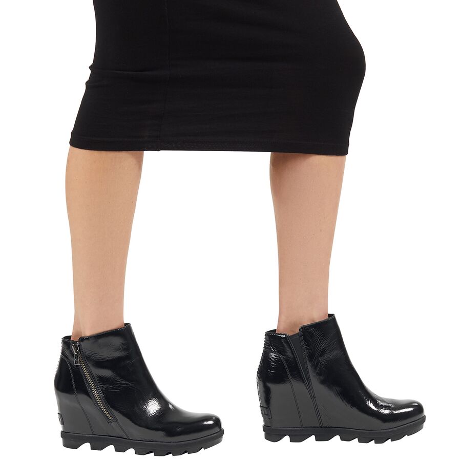sorel women's joan of arctic wedge ii zip stores