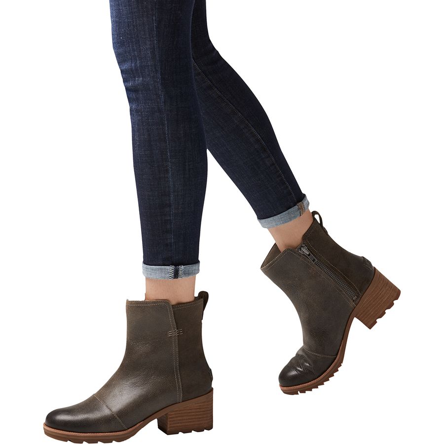 sorel cate chelsea velvet tan