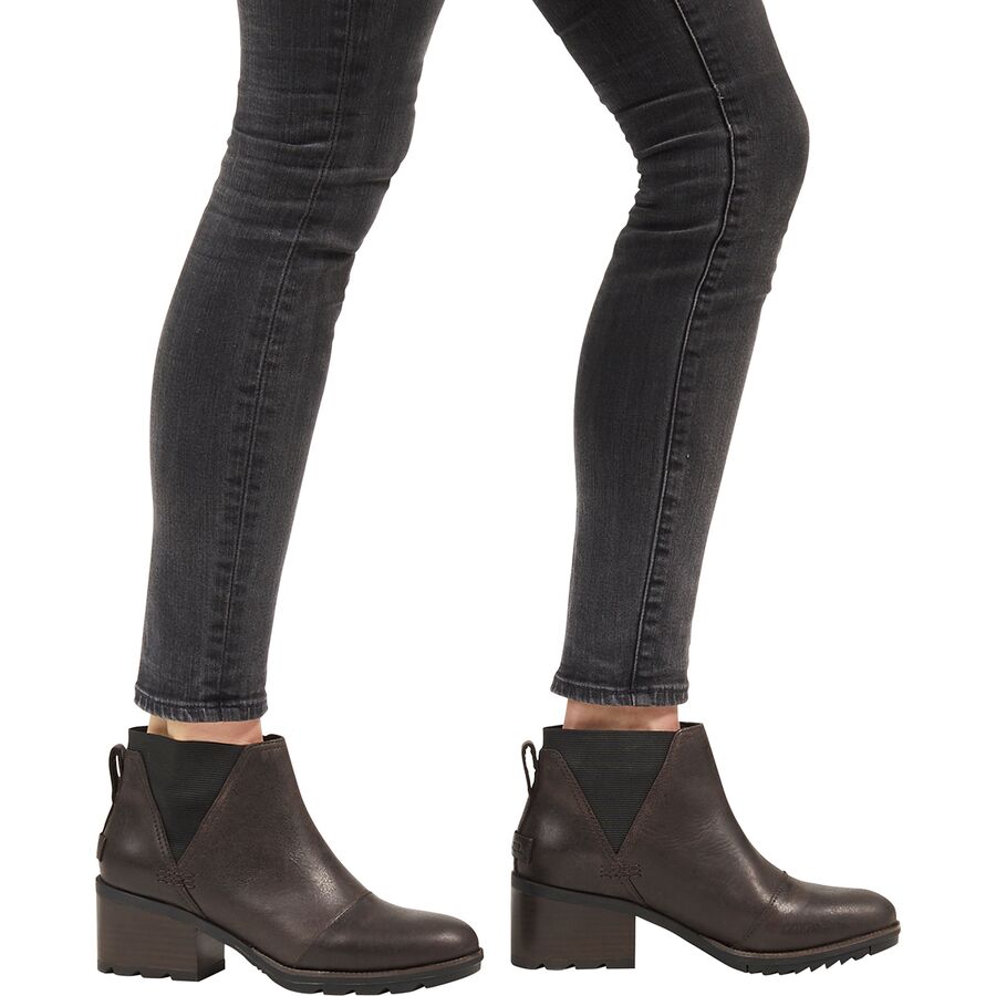 sorel cate chelsea velvet tan