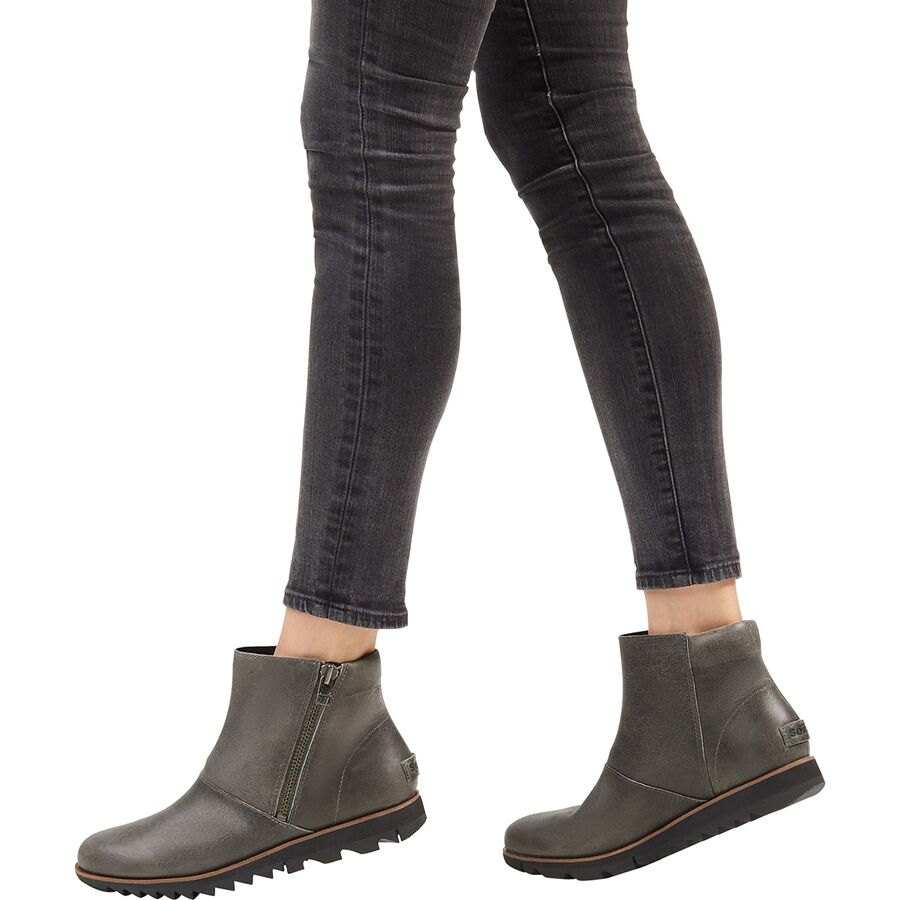 sorel harlow zip bootie