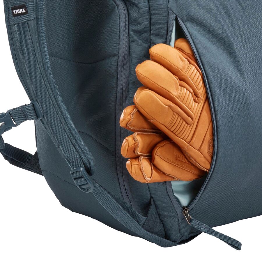 thule roundtrip boot backpack 45l