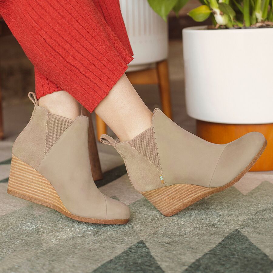 comfortable construction work boots