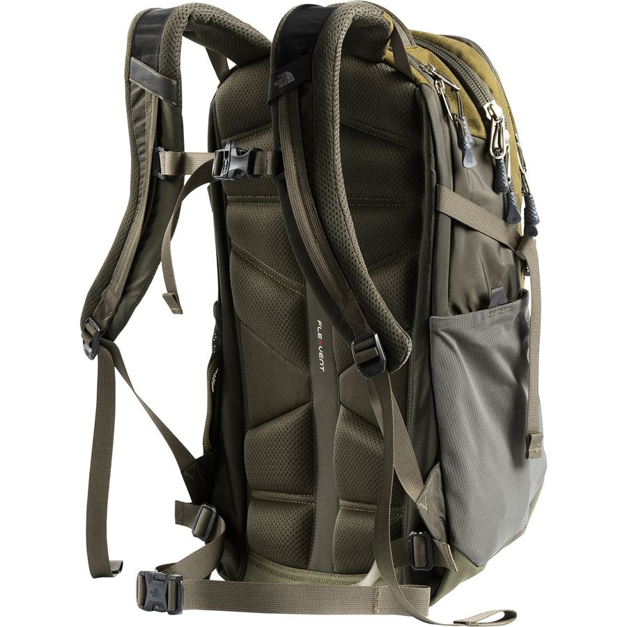 The North Face Recon 30L Backpack