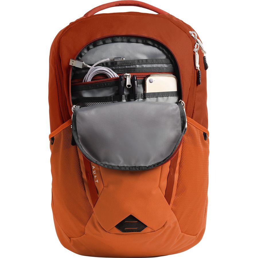 The North Face Vault 26.5L Backpack The North Face Vault 26.5L Backpack