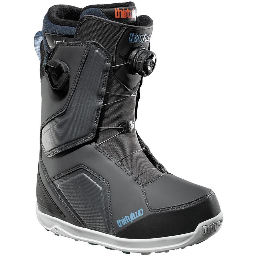 snowboard boots with boa system