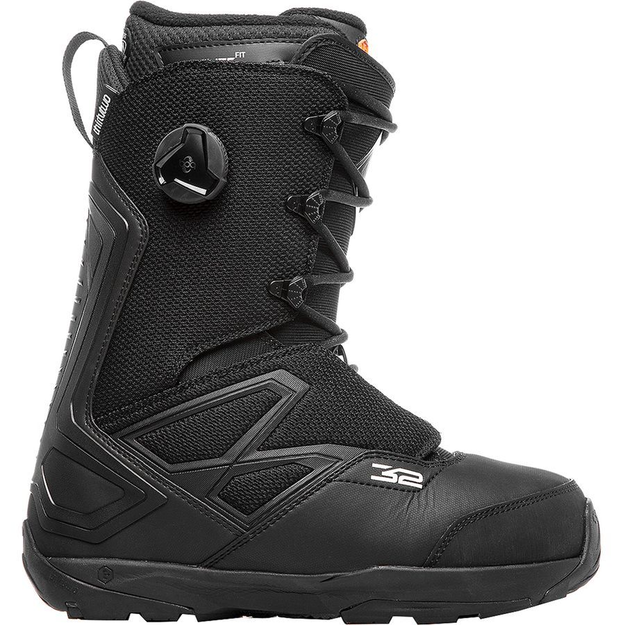 snowboard boots lace up