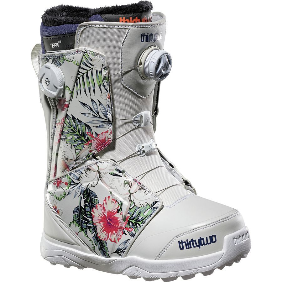 womens snowboard boots boa lacing