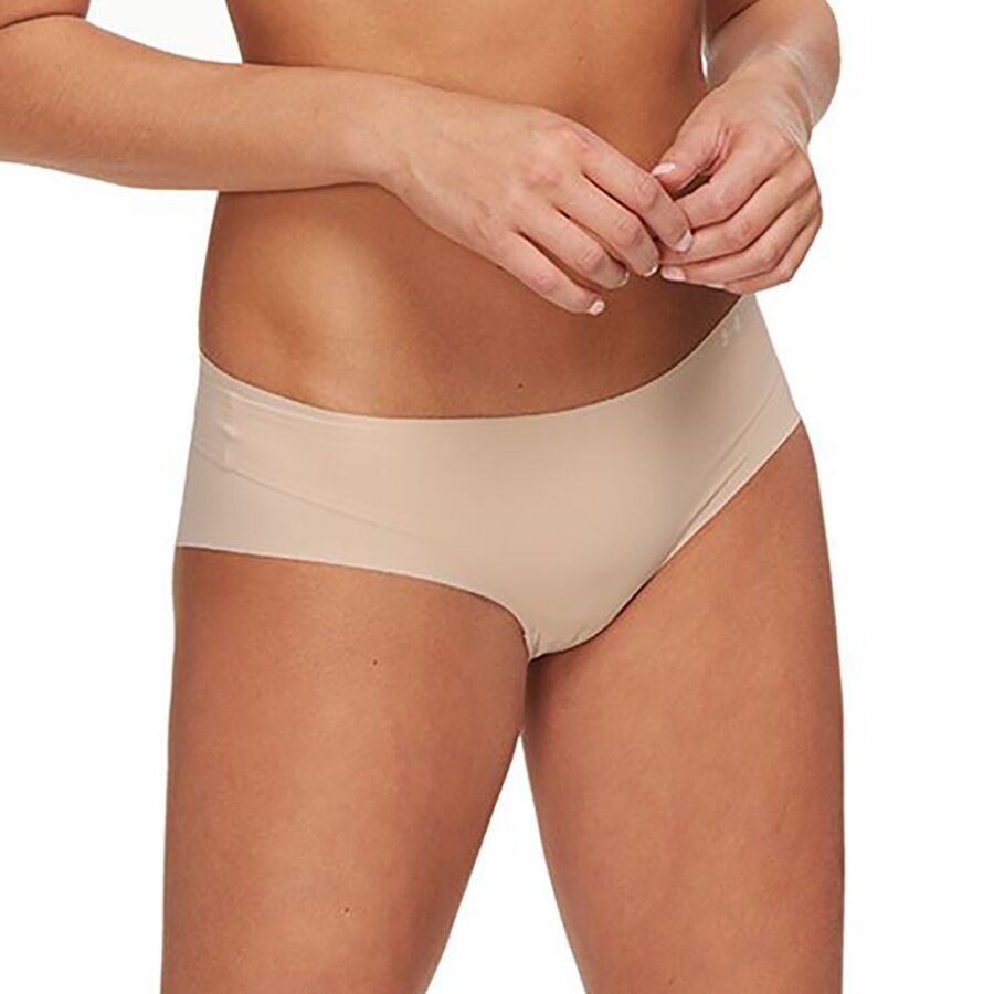 female hipster underwear