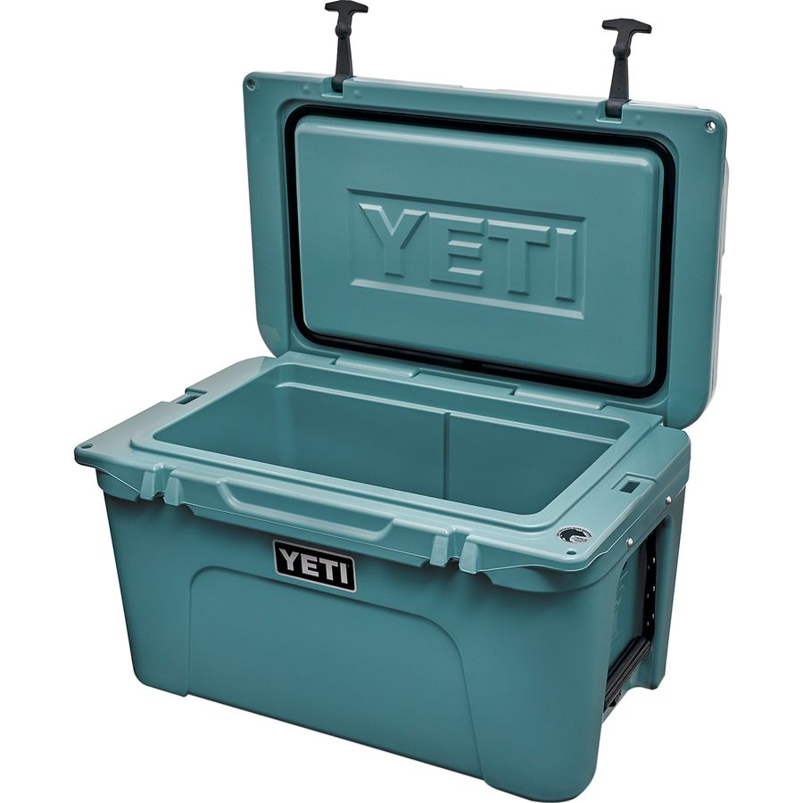 YETI Tundra 45 Cooler