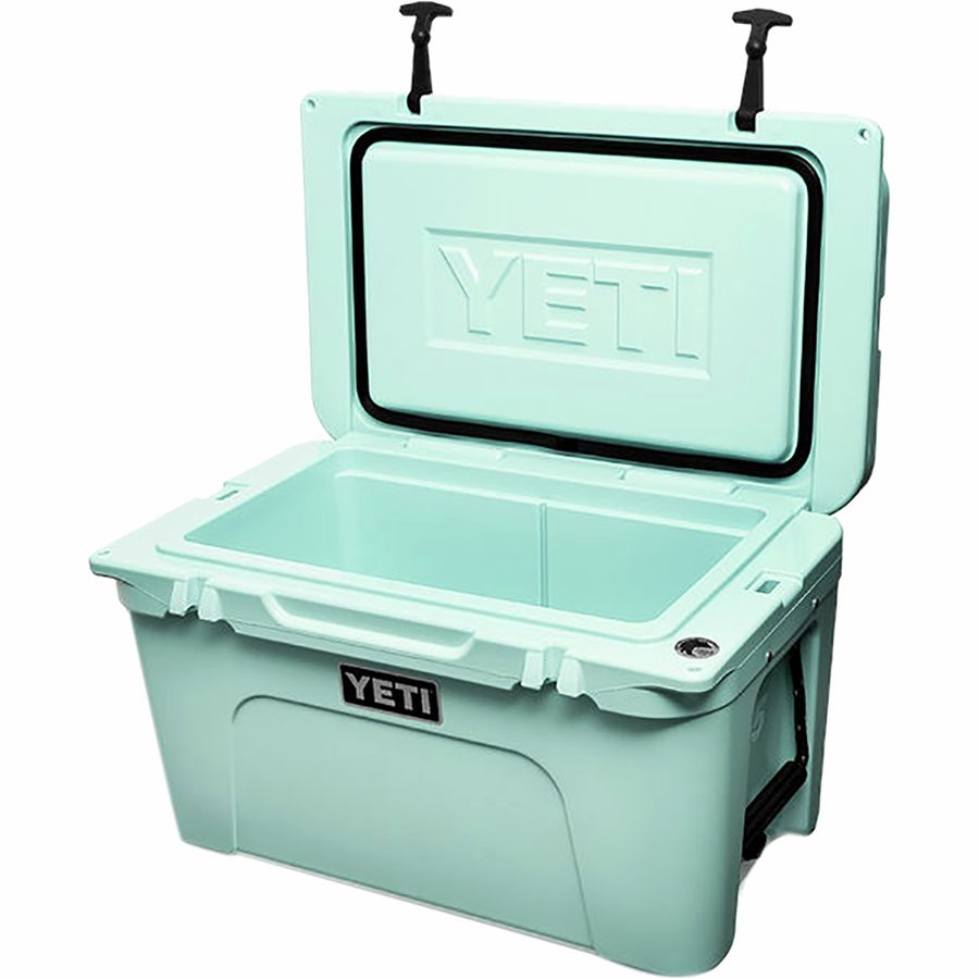 YETI Tundra 45 Cooler