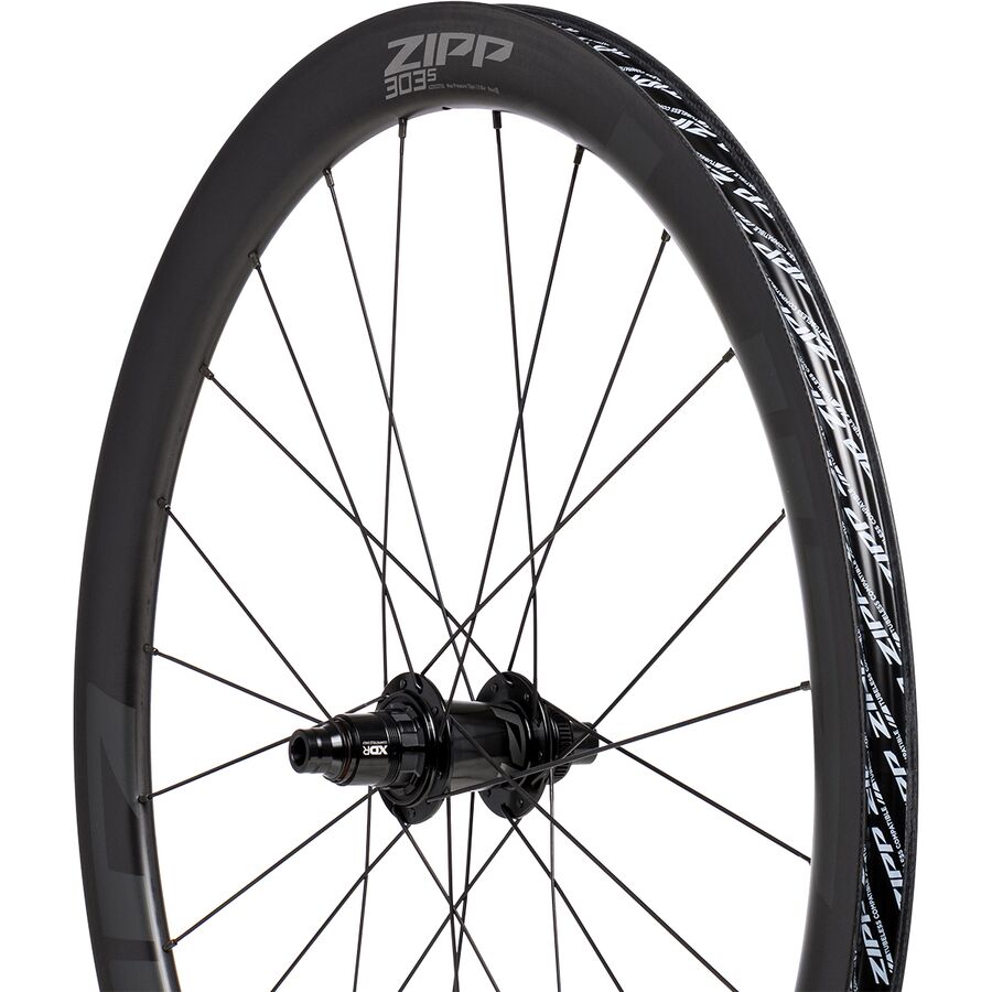 Zipp - 303 S Carbon Disc Brake Wheel - Tubeless - Black