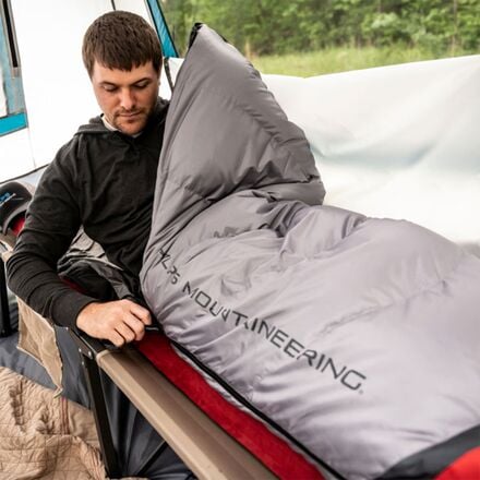 ALPS Mountaineering - Zenith Sleeping Bag: 30F Degree Down
