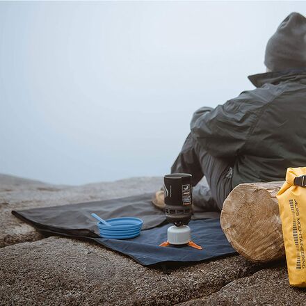 ALPS Mountaineering - Dayventure Waterproof Blanket