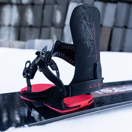 Arbor - Red Gerard Pro w/ Utility Binding Snowboard Bundle