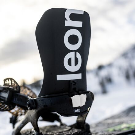 Bataleon - Blaster FASE AsymWrap Snowboard Binding - 2026