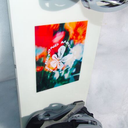 Bataleon - Tornado x Beyond Medals Snowboard - 2026