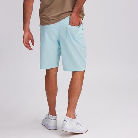 Backcountry - 9in Hybrid Short - Past Season - Men's