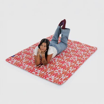 BAGGU - Puffy Picnic Blanket