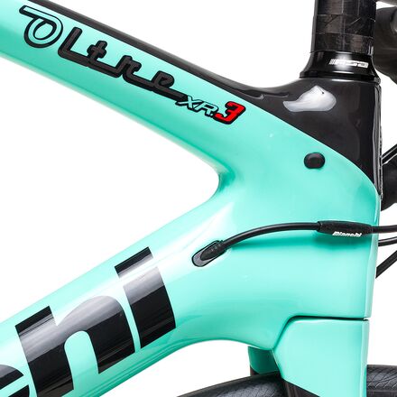 Bianchi - Oltre XR3 CV Disc Ultegra Road Bike