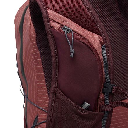 Black Diamond - Pursuit 15L Backpack - Women's