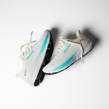 Brooks - Ghost 17 GTX Running Shoe - Women's