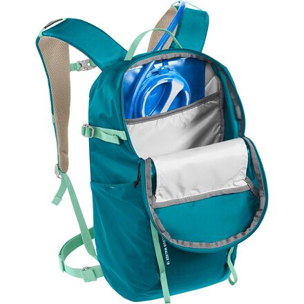 CamelBak - Cloud Walker 18L Hydration Backpack
