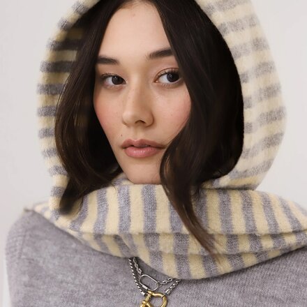 Callahan - Hooded Scarf
