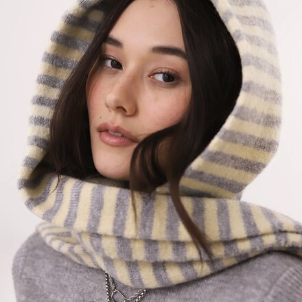 Callahan - Hooded Scarf