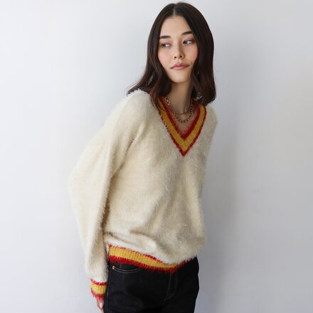 Callahan - Tina V-Neck Pullover Sweater - Women's