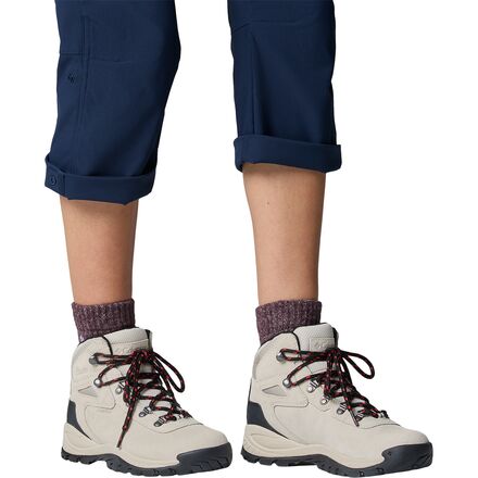 Columbia - Newton Ridge Plus Waterproof Amped Hiking Boot - Women's