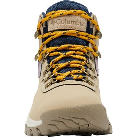 Columbia - Newton Ridge Plus Hiking Boot - Women's