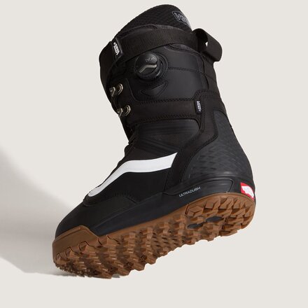 Capita - D.O.A. Snowboard + Union Falcor Binding + Vans Infuse Boot