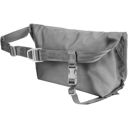 Chrome - Simple 12L Messenger Bag