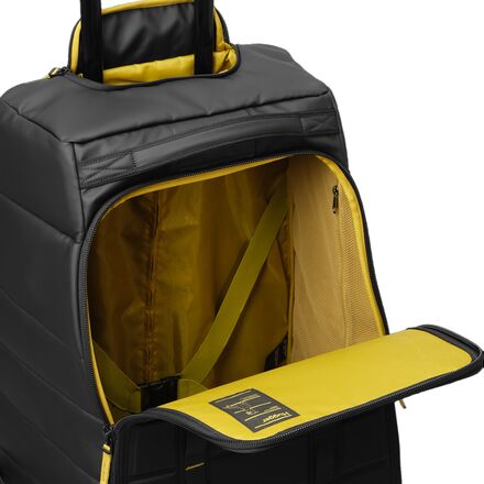 Db - Hugger 90L Roller Bag