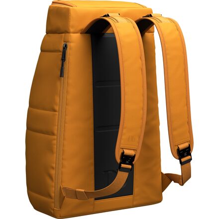 Db - Hugger 20L Backpack