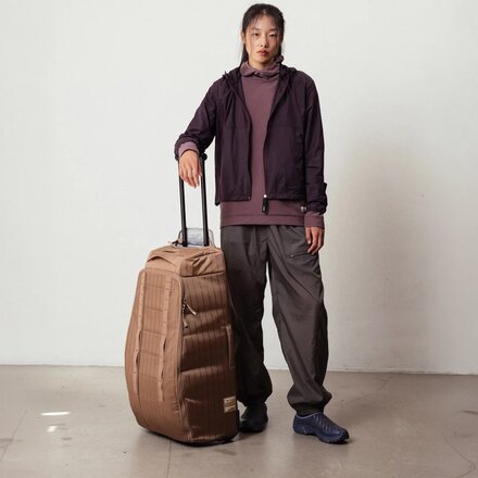 Db - Hugger 60L Roller Bag