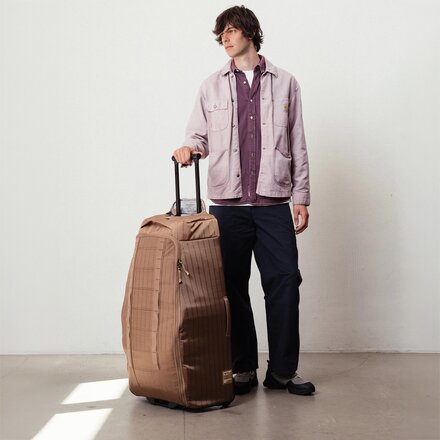 Db - Hugger 90L Roller Bag